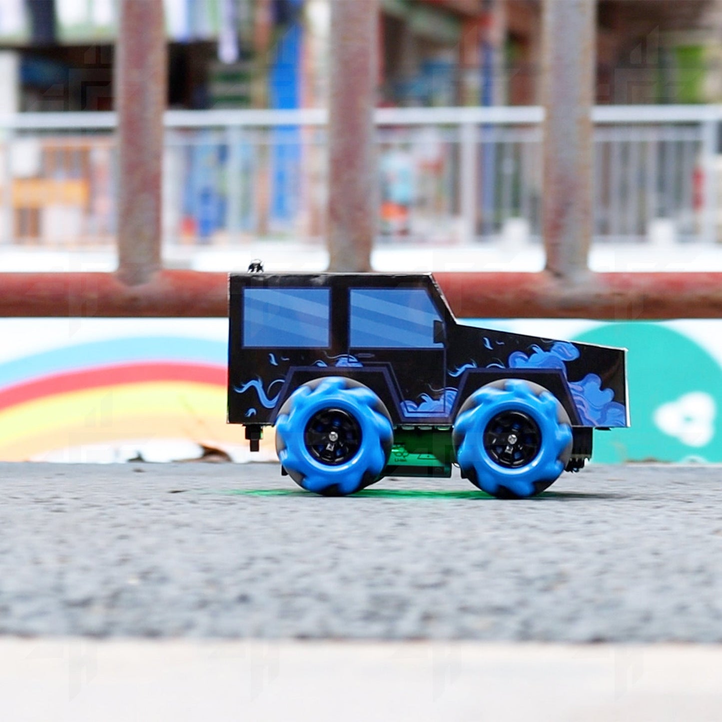 Arduino-Compatible Smart Robot Tank Car Kit