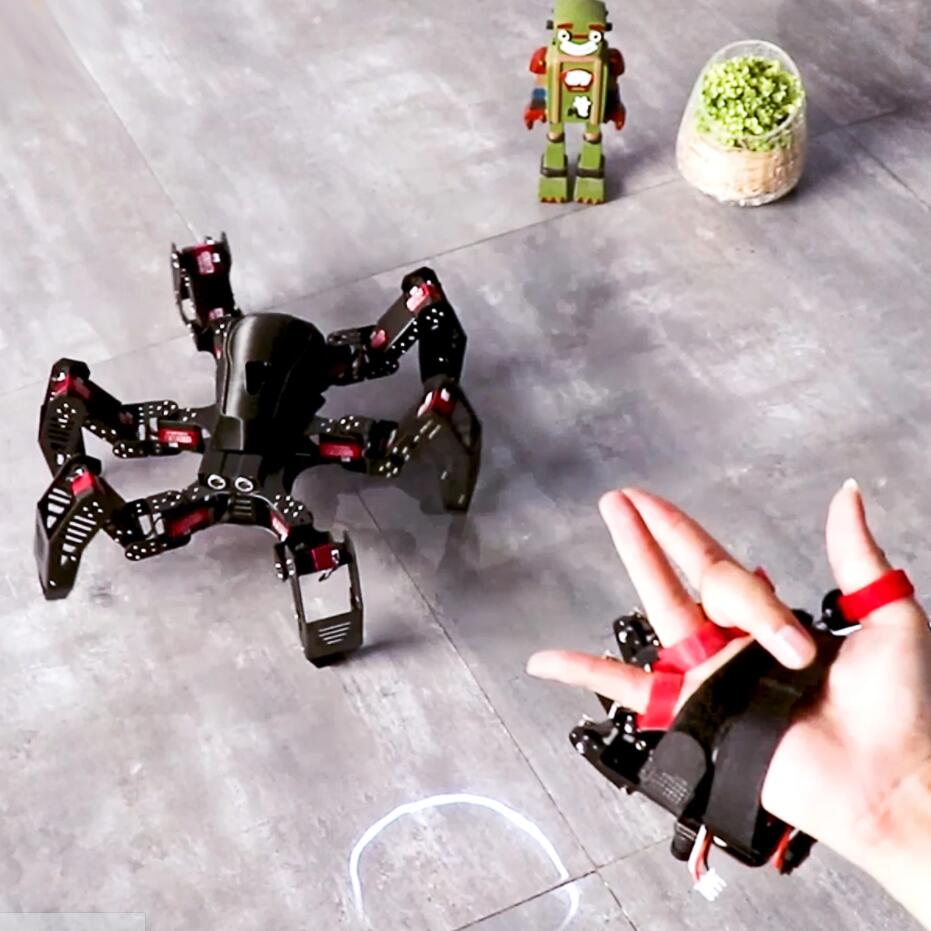 Wireless Somatosensory Glove for Robot Control